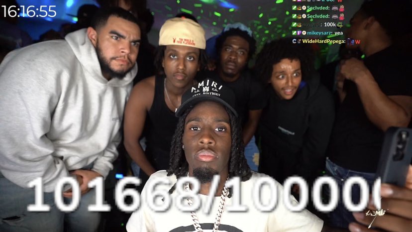 Kaimafiaupdates's tweet photo. Update🌟
After Hitting 90k subs 3 days ago Kai Cenat has now hit 100K subscribers on Twitch No Subathon🤯
Still #1 US on pace to becoming Number one in the world🌎

Congratulations To Kai Cenat🖤
Mafia Top of the World Right now🔥‼️
-@KaiCenat 
#earninghisrespect https://t.co/DK8LB2UCJm