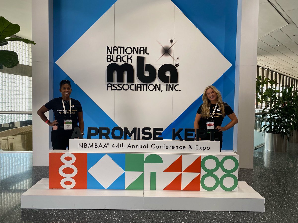 Dpaul_Recruits's tweet photo. Thanks ⁦@nbmbaahq⁩ for an awesome conference! And thanks to everyone who came to the EY booth &amp; private reception this week. We loved meeting you! ⁦@EY_US⁩ https://t.co/Duyp0lkEV0
