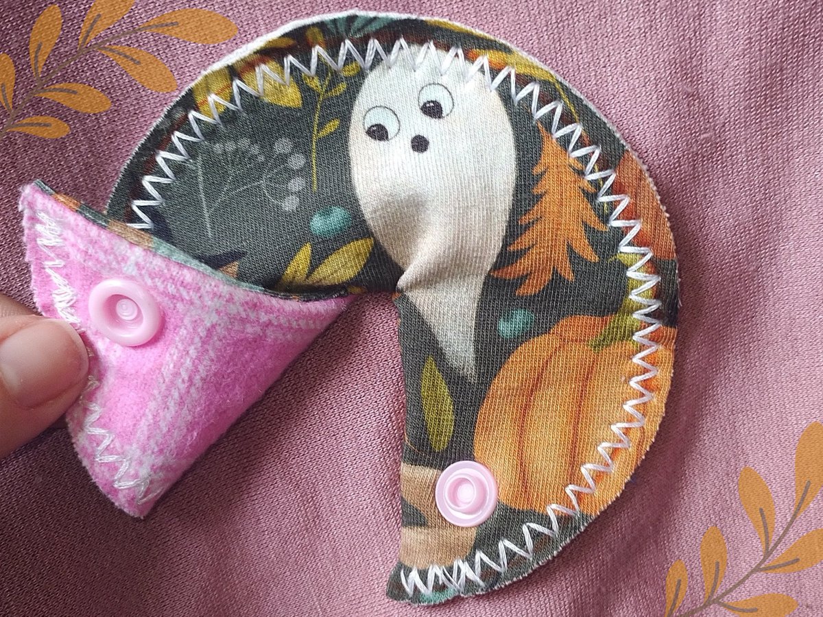 MVDesigns2's tweet photo. #gtube pads are $2 each for a few more days! View all designs on my #etsyshop here: https://t.co/lFcx0gzw8V
💚💖
#feedingtube #medicallycomplex #gtubebaby #tubielife #tubefed #specialneeds #feedingtubeawareness #jtube #ngtube #enteralfeeding #babygirl #babyboy #tracheostomy  #als https://t.co/9Dlej7MkiR