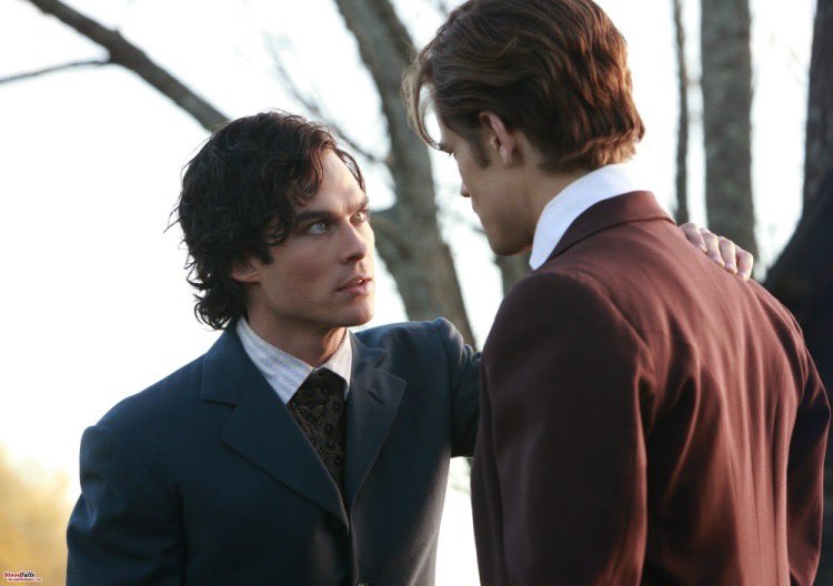 BigBadVampire 🦇🌙 (@defansupremacy) on Twitter photo 