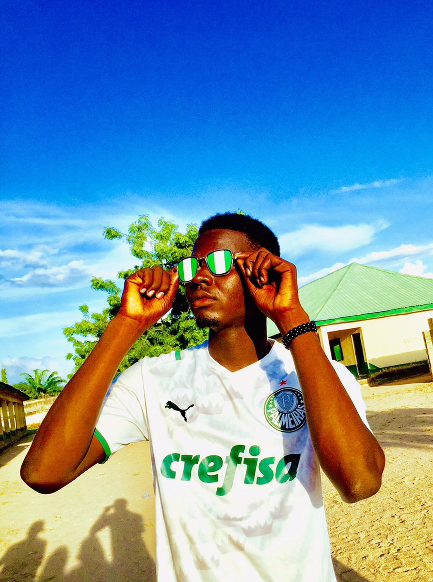 Alphercent's tweet image. To my fellow Nigerians ❤️❤️❤️
I wish u a happy independence day❤️😍
If you love ur country Nigeria retweet🤩🤩🤩