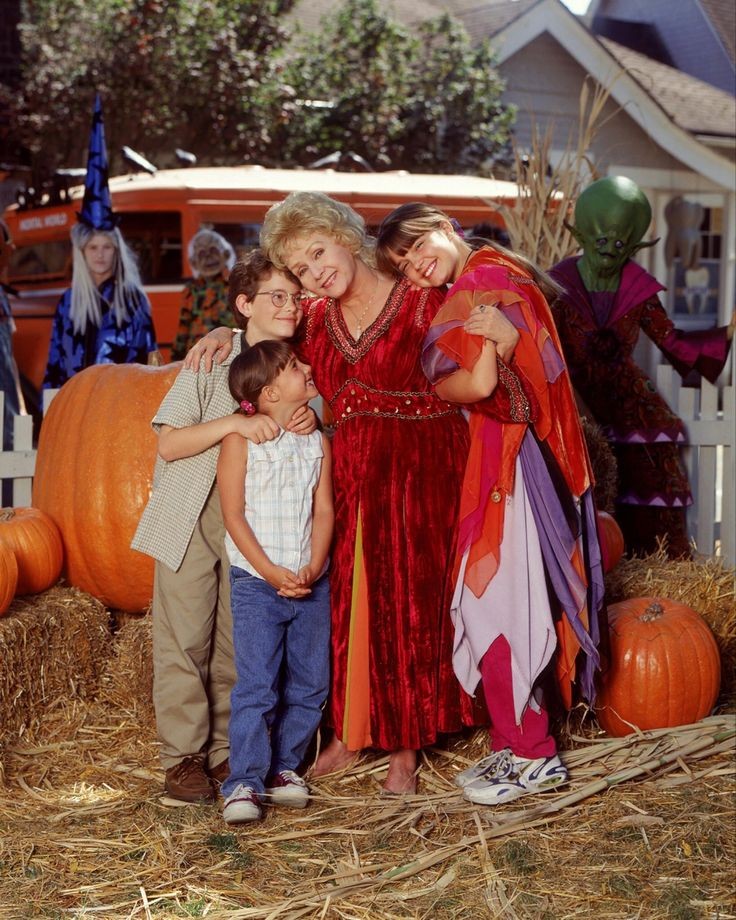 LittleShane_'s tweet photo. In honor of the first day of October...
Spend a day little during the spooky season part 2! An interactive poll! ☠️🎃👻

#agere #ageregression #agerepoll #ageretwt #agerethread https://t.co/AXtHhAOrTb