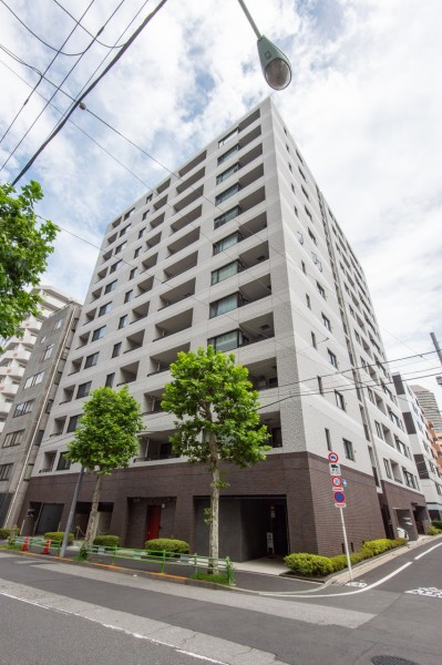 JpnRealtySTARTS's tweet photo. 6min to #Shintomicho staion near #Ginza, #ChuoWard #Tokyo.
Price: JPY97.8M ≒ USD676K ≒ EUR689K
Structure: RCS
Built: Aug 2015
Floor Plan: 3BR
Size: 66m2 / 710.41ft2
#cornerroom #realestate #property #dishwasher #floorheating #sale #TokyoMetro #JRKeiyoLine #Japan https://t.co/ODVXM7vTnO