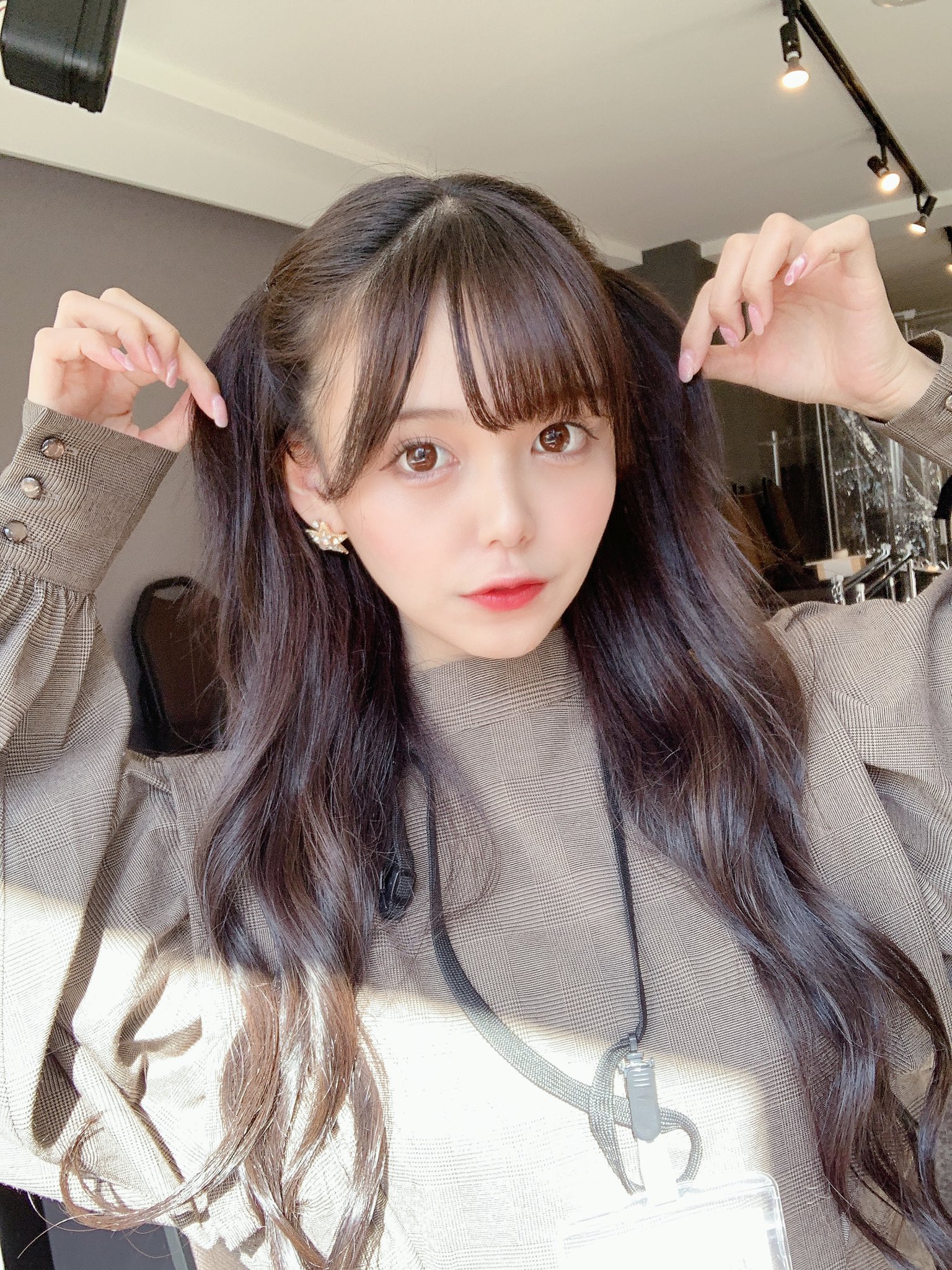 あさくら画廊のツインテールが触覚みたいな女の子☆