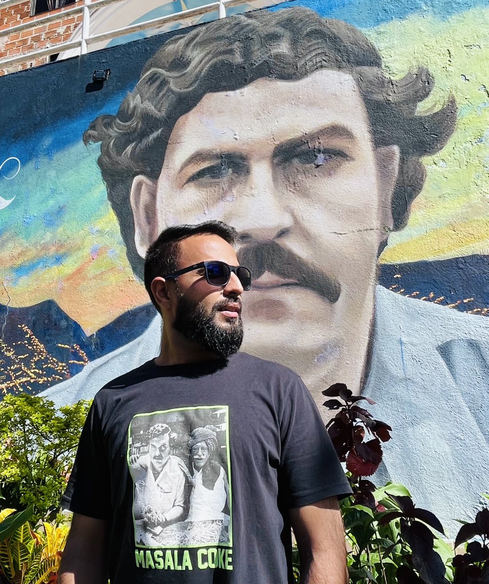 DevangSethi's tweet photo. Visited Pablo Escobar's city Medellin to see the reality of Narcos. Here is my vlog https://t.co/FlUvbbuCHc

#pabloescobar #netflix #narcos #travel #ManiRatnam 
.@NetflixIndia .@YTCreatorsIndia https://t.co/gapWXkegX2