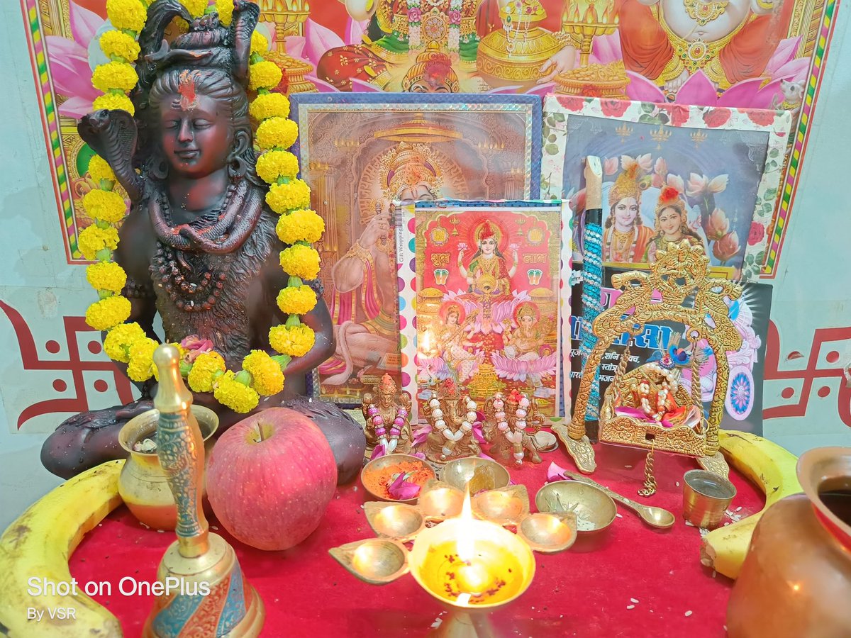VAISHALISRAGHU's tweet photo. ॐ प्रां. प्रीं. प्रौ. स: शनैश्चराय नम:।🙏🪔🕉️

#DAY1
#SATURDAYFAST 
#SaturdayVibes 
#morningmotivation https://t.co/tlNbSMMgb4