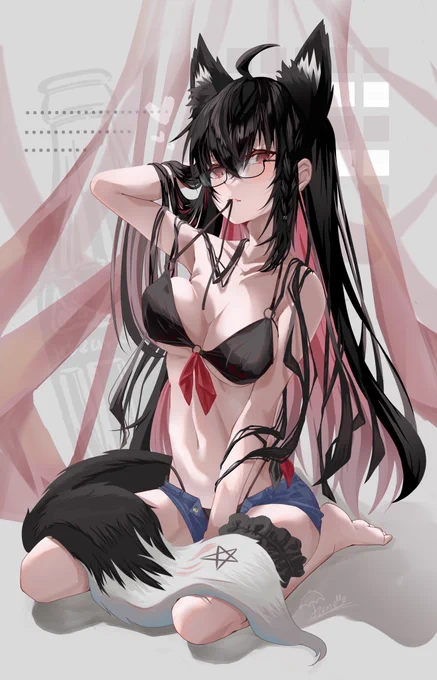 めがねいいよね… #メガネの日 