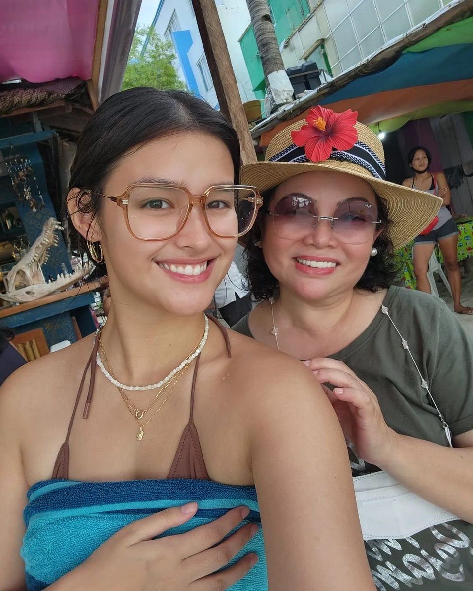 aqbeltran0612's tweet photo. Lord Jesus,
Let Your abiding love rule the world that we may not be enslaved to sin &amp; hate. Teach us to love each other the way You do with us. Let Your love be our strength. Amen. Be kind, humble, grounded &amp; in love. @lizasoberano @itsenriquegil. Stay safe &amp; healthy 🙏❤️ https://t.co/j7IlKNS77P
