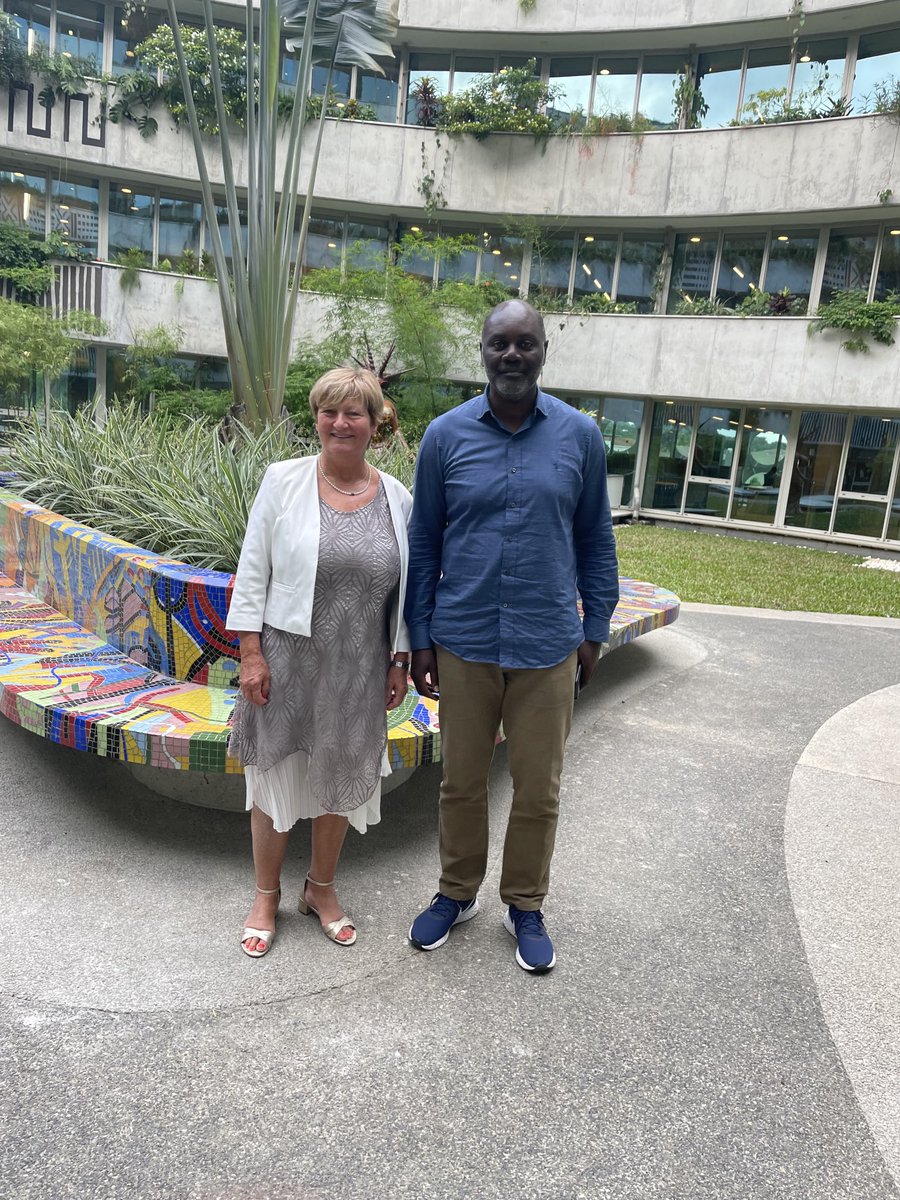 Annie Chasle (@a_chasle) on Twitter photo Venue en Côte d’Ivoire pour aider sur les interventions Entreprises, j’ai été impressionnée par la motivation et la compétence de la 1ère ligne 👏. Pour être plus rapide, leurs motos à Abidjan c’est comme nos vélos à Paris 😉<a href="/GuillaumeBoudin/">Guillaume Boudin</a> <a href="/MarcBlanchet75/">Marc Blanchet</a> Venue en Côte d’Ivoire pour aider sur les interventions Entreprises, j’ai été impressionnée par la motivation et la compétence de la 1ère ligne 👏. Pour être plus rapide, leurs motos à Abidjan c’est comme nos vélos à Paris 😉<a href="/GuillaumeBoudin/">Guillaume Boudin</a> <a href="/MarcBlanchet75/">Marc Blanchet</a>