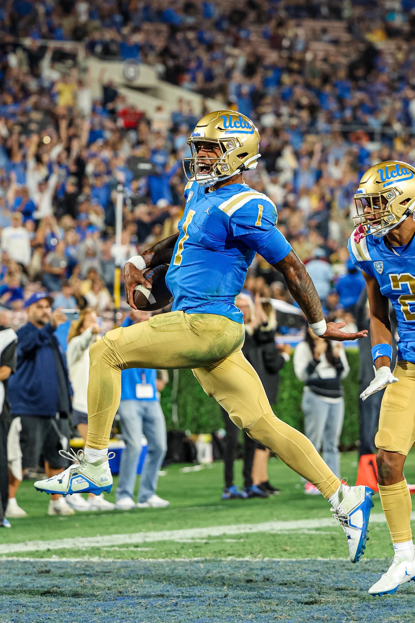 UCLA Athletics on Twitter "That 5 0 feeling! 😄 https//t.co