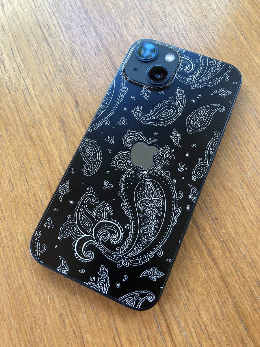 Mand1108's tweet photo. @JETxMAN お疲れ様です。自分のiPhone 13で作成してみました。まだ調整が必要ですが意外と早く商品化できそうです☺️ご質問なのですが、Appleのマークって出したいでしょうか？ https://t.co/6BjElnB5fa
