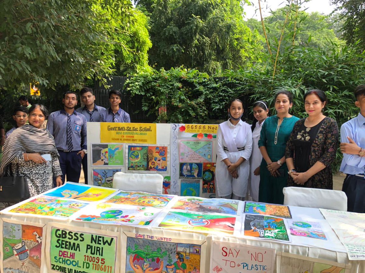 Dir_Education's tweet image. Conserving Mother Nature is our collective responsibility.

Principal Advisor to Director Education- @shail2018 at the 'Bhoomi Festival' sensitised our students to conserve the rich flora.

Small steps bring big differences. 

#ProjectTree #ConserveNature