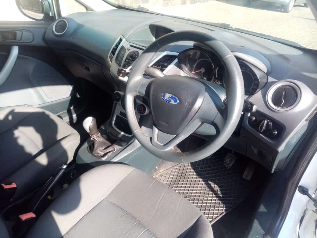 LifeAdex's tweet image. 2012 Ford Fiesta 1.4 Engine  Petrol km 132000 Manual power window Radio CD price R 75000 fm Plc call this number 0726531410 or 0629164359 my Address is No 650 louis botha avenue Bramley jhb finance blacklisted and Rent To own