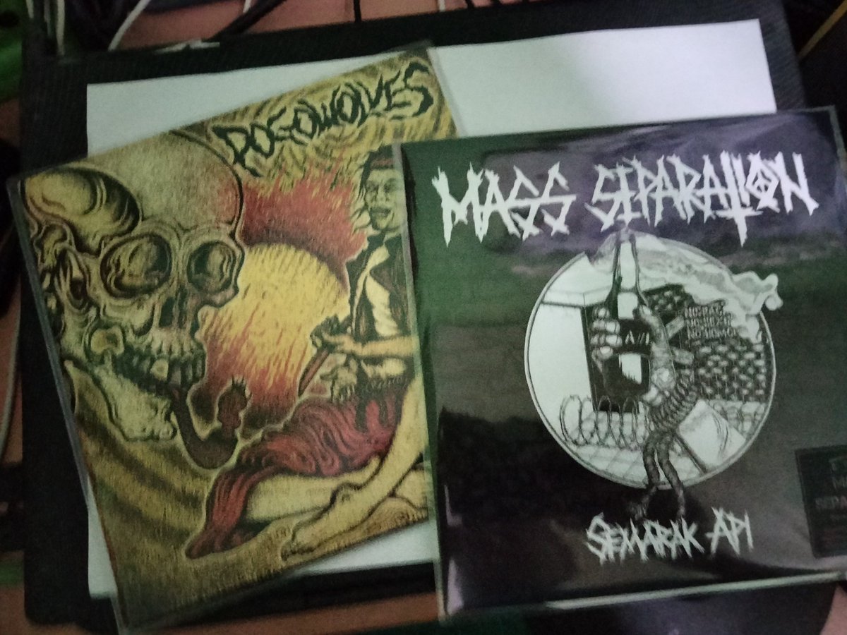 mkazizi's tweet photo. Webstore updated
Purchase here:
https://t.co/U5R49jh4Ie
#pogowolves #massseparation https://t.co/auW2I0A6PT