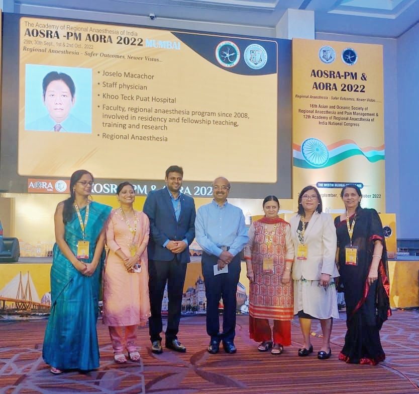 Murali Thondebhavi (@tsmurali) on Twitter photo Congratulations to <a href="/ShlokSaxena_/">Shlok Saxena</a> for the first prize in the free paper presentation.
#AORAAOSRA22
<a href="/KalagaraHari/">🩺 Hari (హరి 🇮🇳) Kalagara</a> <a href="/KartikBSonawane/">Dr.Kartik Sonawane</a> <a href="/DrTuhinM/">Tuhin</a> <a href="/DrDiveshArora/">Divesh Arora</a> <a href="/EMARIANOMD/">Ed Mariano, MD, MAS, FASA, FASRA 🇺🇸🇵🇭</a> <a href="/vedhika_shanker/">Vedhika shanker</a> <a href="/megha_venk/">Dr Megha Venkatesh</a> <a href="/DrPavithra94/">Pavithra Palaniappan</a> <a href="/AparnaJayaraj4/">Aparna Jayaraj</a> <a href="/drsaijanani/">sai janani</a> #aorafp Congratulations to <a href="/ShlokSaxena_/">Shlok Saxena</a> for the first prize in the free paper presentation.
#AORAAOSRA22
<a href="/KalagaraHari/">🩺 Hari (హరి 🇮🇳) Kalagara</a> <a href="/KartikBSonawane/">Dr.Kartik Sonawane</a> <a href="/DrTuhinM/">Tuhin</a> <a href="/DrDiveshArora/">Divesh Arora</a> <a href="/EMARIANOMD/">Ed Mariano, MD, MAS, FASA, FASRA 🇺🇸🇵🇭</a> <a href="/vedhika_shanker/">Vedhika shanker</a> <a href="/megha_venk/">Dr Megha Venkatesh</a> <a href="/DrPavithra94/">Pavithra Palaniappan</a> <a href="/AparnaJayaraj4/">Aparna Jayaraj</a> <a href="/drsaijanani/">sai janani</a> #aorafp