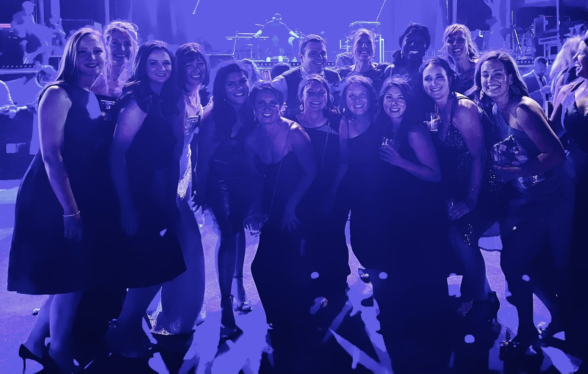 kczmj's tweet image. The #oncopharm team loved celebrating at the annual #treadsandthreads benefit event for @KUcancercenter this weekend! 

Great to be back! I am so grateful to work with such amazing people! 🎊