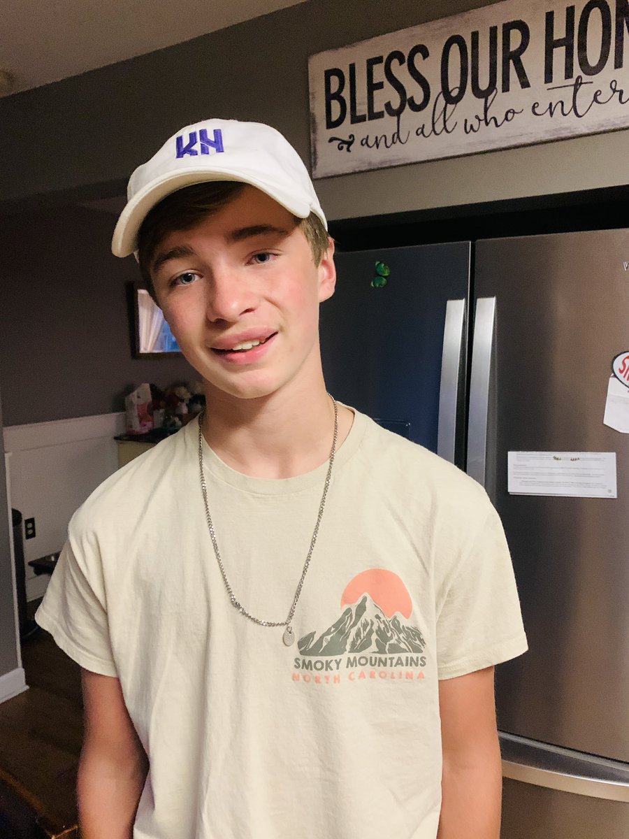 Jenn Karetsky tweet media