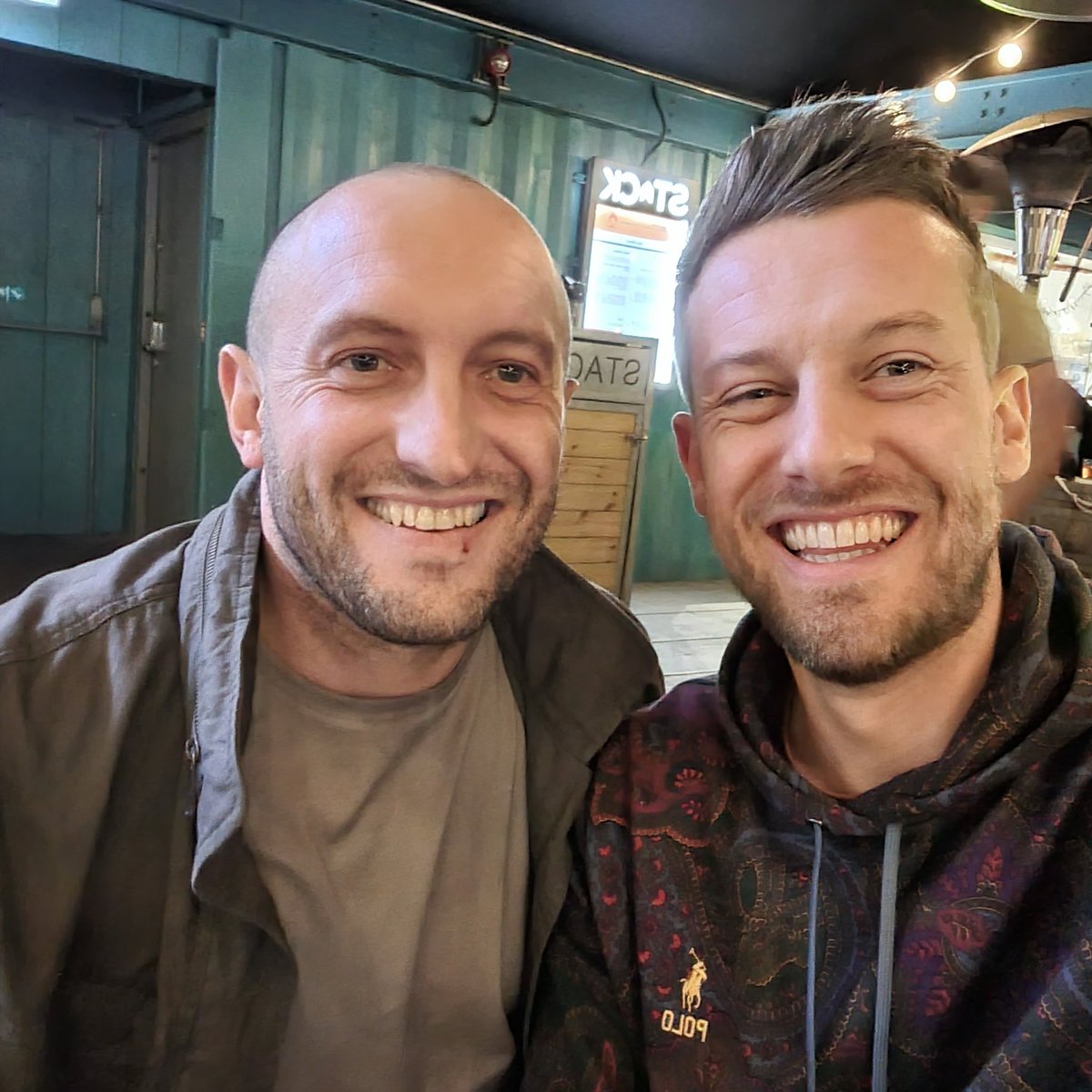 bigjobs88's tweet photo. @IAmChrisRamsey #thisisintimate
#thestack https://t.co/6wy7xcXe5b
