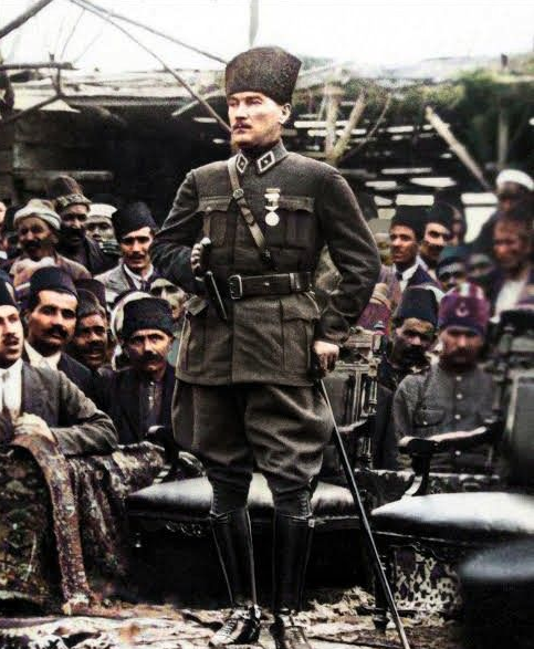icmalgenclikder's tweet photo. Mustafa Kemal Atatürk'e 19 Eylül 1921'de TBMM tarafından oy birliğiyle "Gazi" lik ve "Mareşal" lik ünvanının verilmesinin 101. yıldönümü kutlu olsun. Bu vesileyle Başta Atatürk ve vatanı, namusu, inancı uğruna kan veren, can veren tüm gazi ve şehitlerimizden Allah razı olsun... https://t.co/oMmFtqbE8x