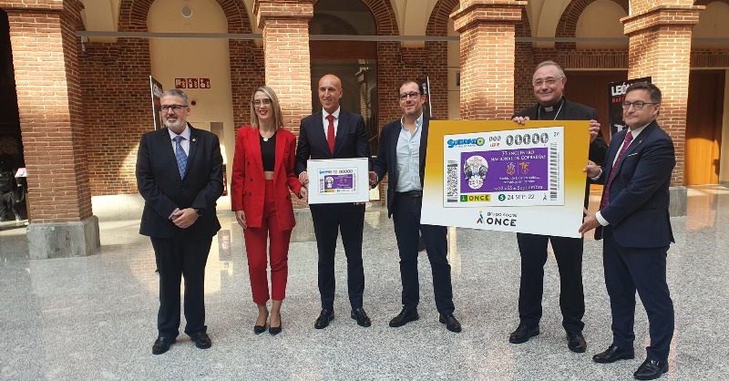 ONCE_oficial's tweet photo. El cupón de la ONCE difunde el 33 Encuentro Nacional de Cofradías @33encuentroleon organizado por la Junta Mayor de la Semana Santa de León
#33encleon @LeonAyto @JADIEZLEON @SSantaLeon @IglesiaEnLeon @cmfluisangel @encuentrocofr #LeonESP ✝️ #SemanaSanta