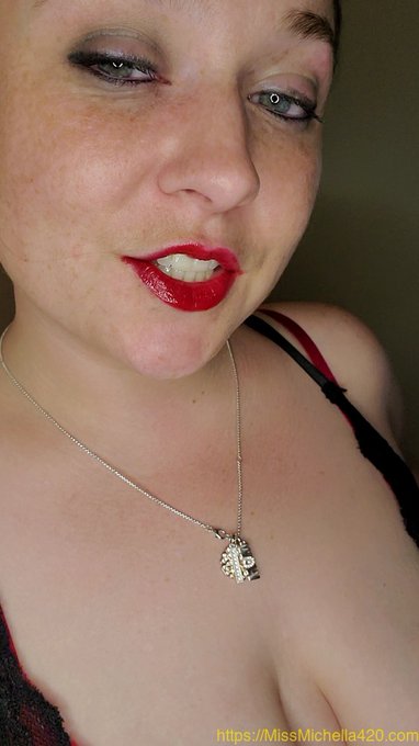 My new photoset is live. Login and enjoy!  https://t.co/rNZZ1Wn9nB https://t.co/a95rPvuNa8