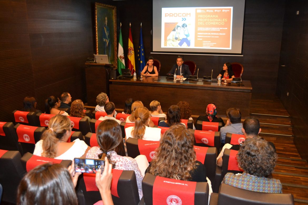 camaradesevilla's tweet photo. La @camaradesevilla fomenta la inserción laboral y el emprendimiento en el sector del #Comercio,

👉Conoce el programa gratuito 'Profesionales del Comercio’ #PROCOM2022🔝, de @camaradesevilla, 
@CCAndalucia y @FundacionINCYDE. 

ℹ️ Más información ⤵️

https://t.co/HLnkvYvJBY https://t.co/NLbgRaem7j