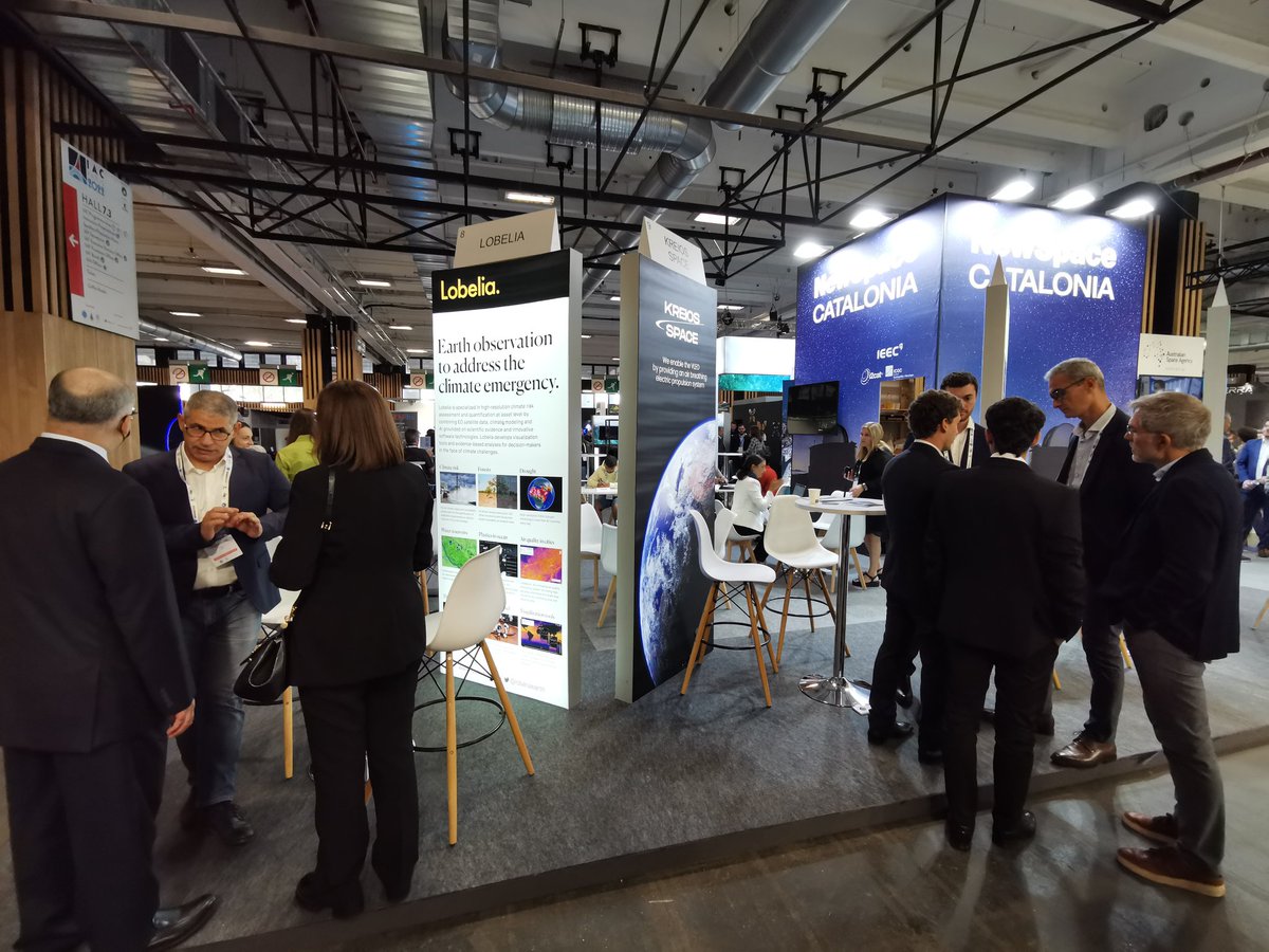 tic's tweet photo. 🚀 Després d'una 1a jornada intensa i profitosa, visitem les empreses del sector català de l'espai presents a l'estand #NewSpaceCatalonia

🛰️11 membres de la comunitat #NewSpace @dca_cat que presenten els seus productes i serveis a l'#IAC2022 amb impuls de @tic i @IEEC_space https://t.co/5d9cjmiJtw
