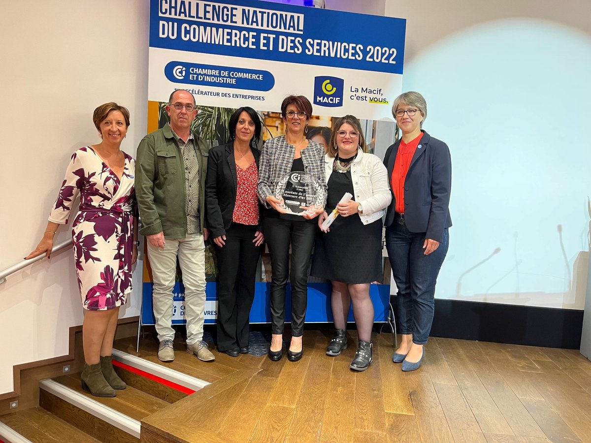 Challenge National Commerce &amp; Services 2022 organisé par <a href="/ccifrance/">CCI France 🇫🇷🇪🇺</a> avec <a href="/MacifAssurances/">Macif</a> 🎉 Bravo à l’enseigne l'Amaryllis <a href="/CCIDeuxSevres/">CCI Deux-Sèvres</a>, pour son #MercureOrAnnee2022 remis par <a href="/ChristelAbatut/">Deux-Sèvres, La nouvelle société</a> pdte <a href="/CCIDeuxSevres/">CCI Deux-Sèvres</a> &amp; Christine Gouin Vice-Pdte Commerce <a href="/CCIDeuxSevres/">CCI Deux-Sèvres</a>.