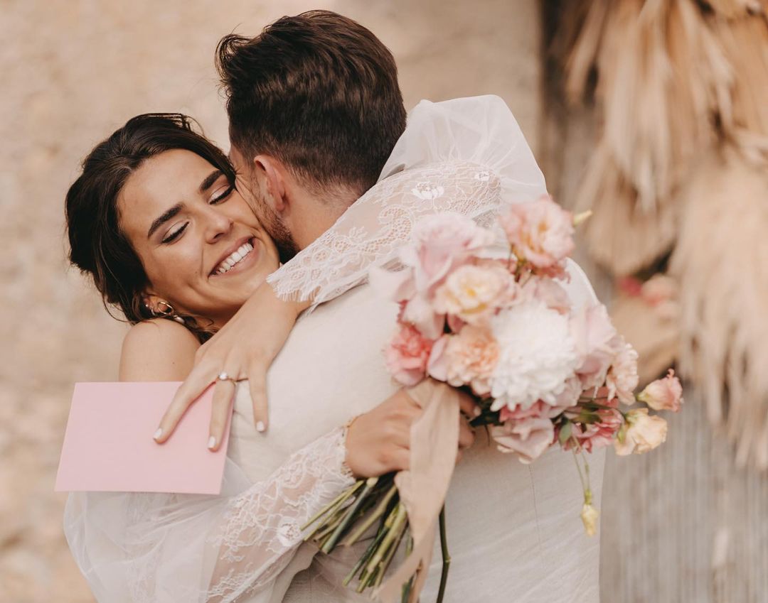 WhereWedding's tweet photo. Elopement Wedding with https://t.co/CzZsyaqgYc😍 https://t.co/TQjtUNuTbn
