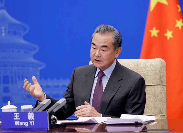 WangLutongMFA's tweet photo. As FM Wang Yi🇨🇳 said to French President’s Foreign Policy Advisor Emmanuel Bonne🇫🇷 in their phone call, steady and smooth development of relations between #China and #France as permanent members of #UNSC is in the interests of not just the two countries but also the world. https://t.co/RIp99yc5no