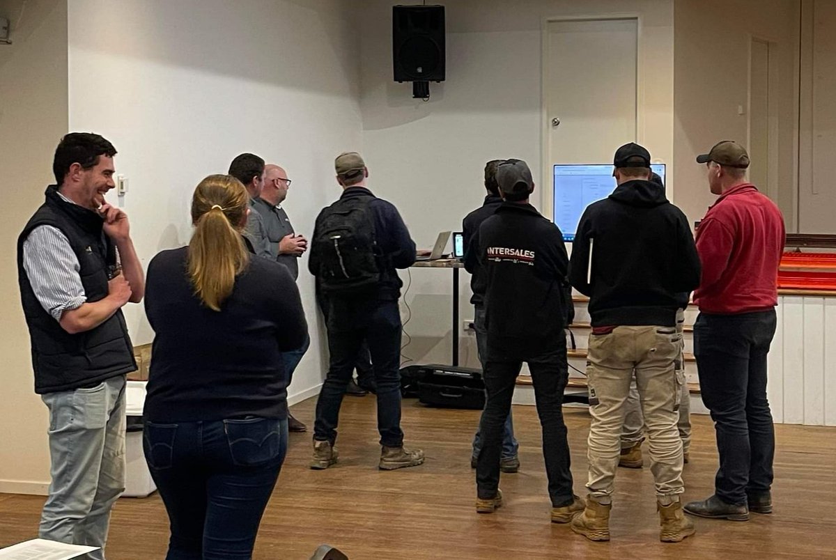 Eva Moffitt tweet media