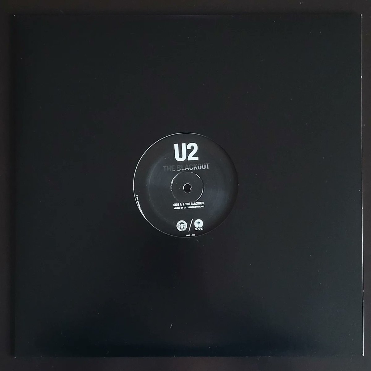 The Blackout
🇪🇺 | 2017 | 12' Vinyl
* Record Store Day Release

#U2 #U2Collection #U2Collector #Collection #Bono #TheEdge #LarryMullenJr #AdamClayton #Vinyl #VinylCollection #VinylCollector #Record #RecordCollection #RecordCollector #12inch #45rpm #RSD #RSD2017 #RecordStoreDay