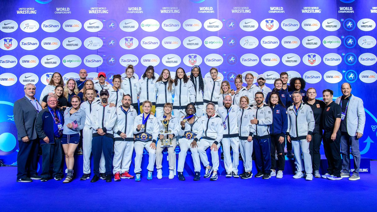 taylorgregorio's tweet image. Incredible week at the office. Now it’s time to get home to my family 🥰