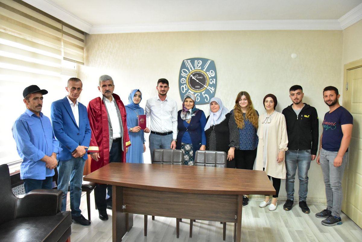 isadikedis's tweet photo. 📌Arar ve Güler ailelerinin kıymetli evlatları, Kevser ile Yakup kardeşimizin nikah işlemlerini gerçekleştirdik. Kendilerine bir ömür boyu mutluluklar diliyor, sağlık ve esenlikler diliyorum. https://t.co/qVcUa6UieY