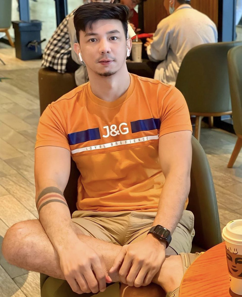 រងចាំ💙ដឹងត្រឹមថារងចាំ💙 tweet media