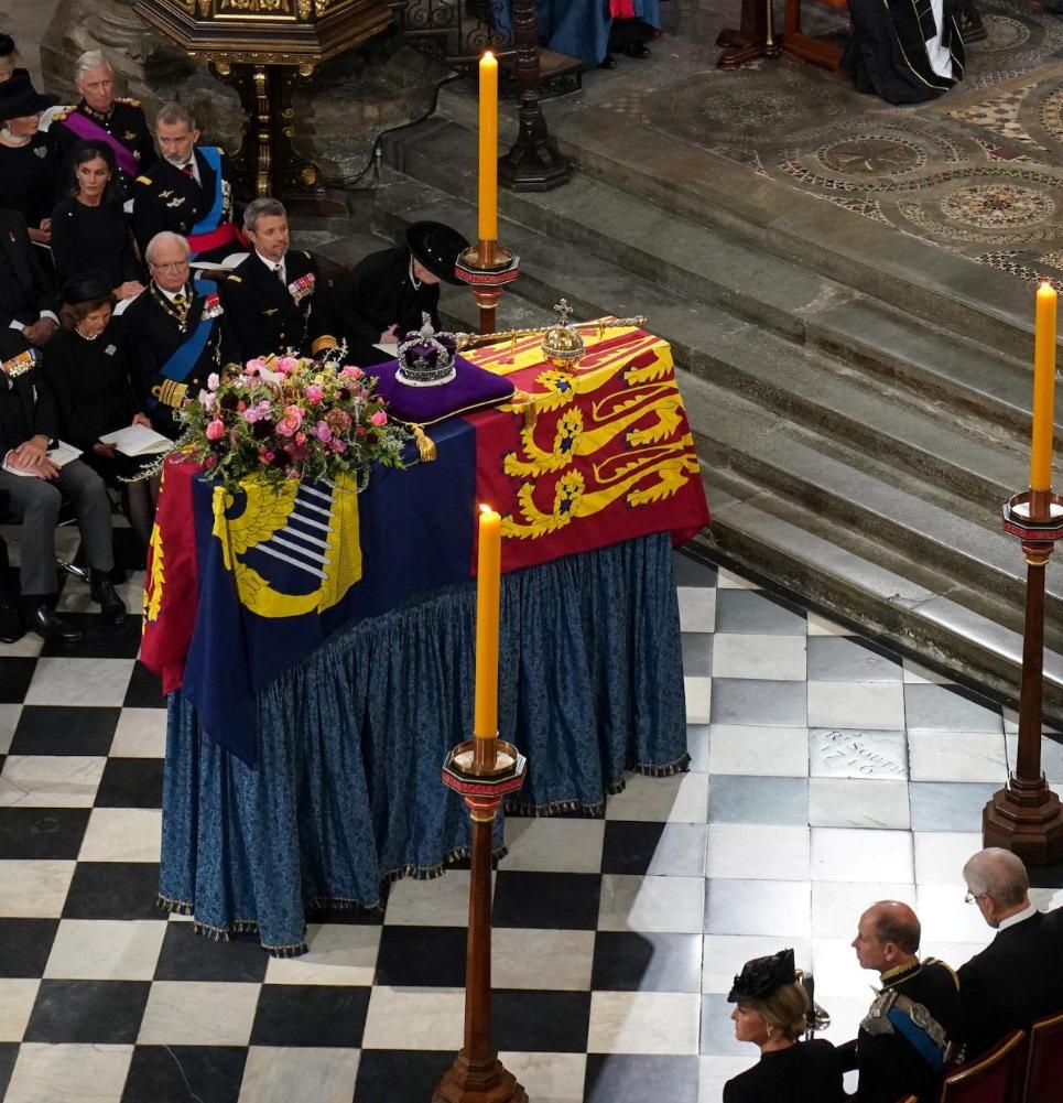 Anyone else notice how the tiles are diagonal to allow the bishops to move straight down the aisle?
