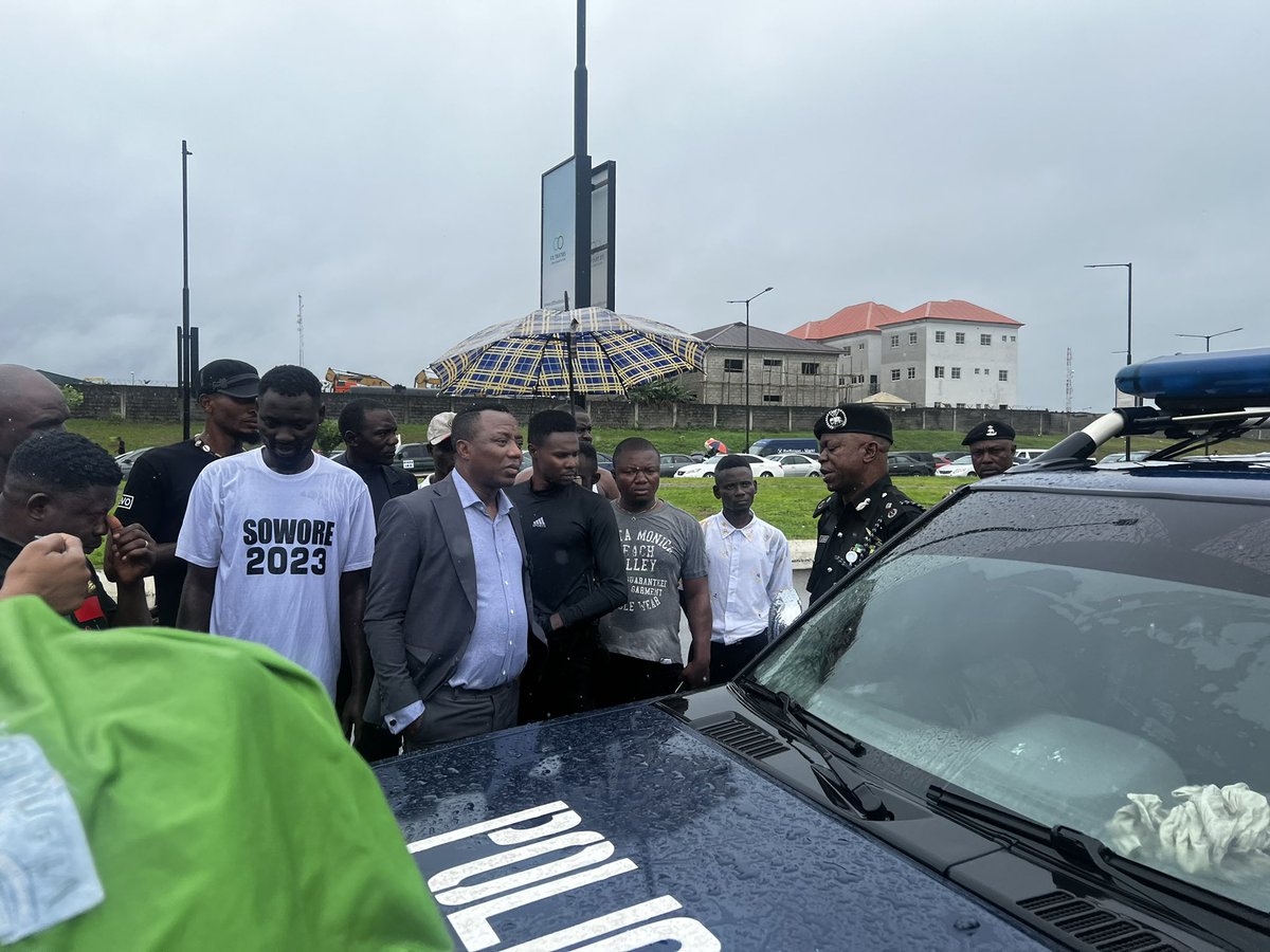 sowore's tweet image. #EndASUUstrike I joined Nigerian students picketing the International Airport in Lagos over the protracted ASUU strike, on the frontlines today under heavy downpour! #WeCantContinueLikeThis