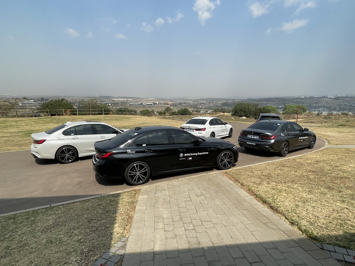 khuleonwheels's tweet image. We are still with the awesome peeps at the BMW Driving Experience, and halfway through the day, the lessons picked up have been invaluable. The day commenced with the theoretical aspects of the defensive driving and practical steps…
#BMWSA #BMWDrivingExperience
