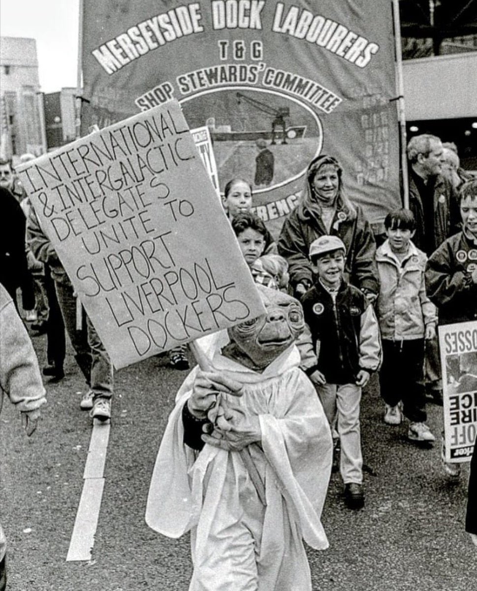 Solidarity with the hundreds of dock workers in Liverpool who will strike from today after rejecting a real-terms pay cut. 

MDHC made £30m in profits in 2021, they can afford to give the workers a slice of the pie 🥧. 

Unity is strength, Hold the line✊🏻✊🏽✊🏿
#LiverpoolDockers