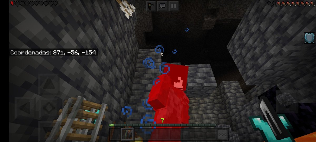soragodofgames's tweet photo. Alv tremendo bug me paso en mi mundo de minecraft -demon world- @BobicraftMC @ElRichMC @Mishifuxddd https://t.co/pKfdTfIt45
