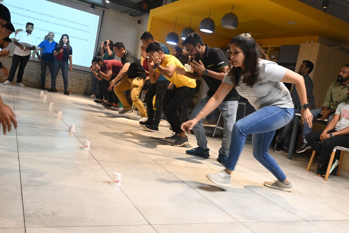 merittoofficial's tweet photo. All work and no play makes Jack a dull boy!
To add some hues to the workplace and get past the Saturday slump, we planned a fun activity last Saturday at the headquarters.
Swipe through to catch a few glimpses!
#workplace #saturday #headquarters #funactivities #nopaperforms https://t.co/KzBcHDsNkC