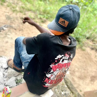 Qwesigaskid's tweet photo. #NewProfilePic stack your Bread..cause ain’t nobody gone help u when you broke af ‼️💯 https://t.co/7RNUcevCGP
