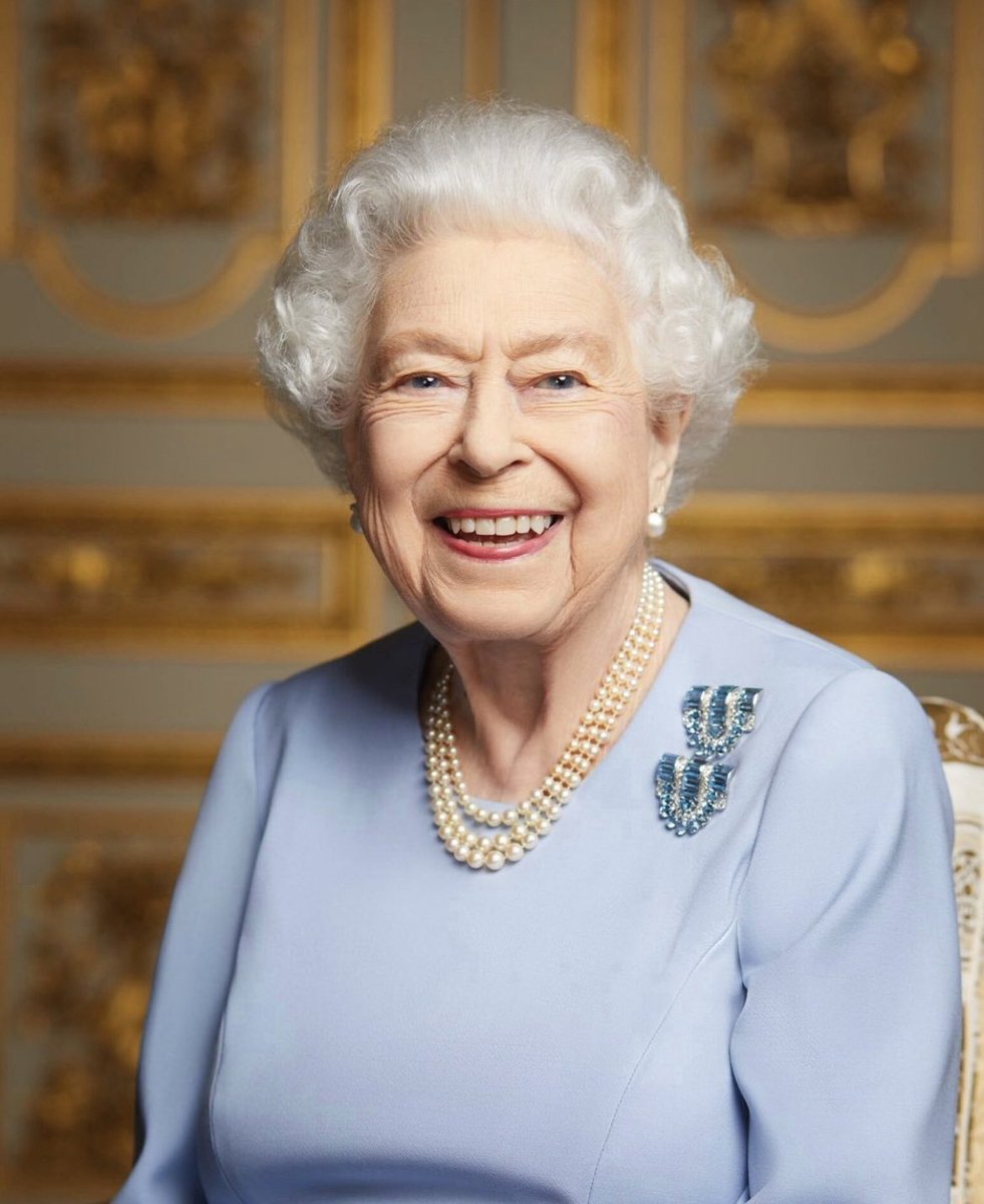 Smadle's tweet photo. RIP YOUR MAJESTY

1926-2022

#QueenElizabethIIMemorial 🇬🇧 👑 https://t.co/JOlxTWK1WY