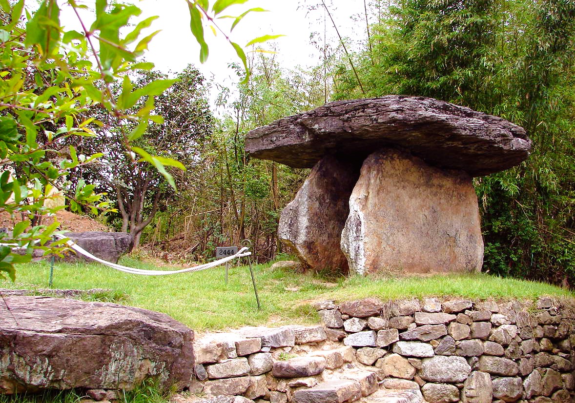 fieggentrio's tweet photo. Gochang, Hwasun and Ganghwa Dolmen Sites - Korea https://t.co/zXhsRGc3BV
The prehistoric cemeteries at Gochang, Hwasun, and Ganghwa contain many hundreds of examp...
5 wallpapers
#Gochang #Hwasun #Gonghwa #Korea #travel #tourism #UNESCO #werelderfgoed #WorldHeritage #世界遗产 https://t.co/Sw3ZE9Wdz9
