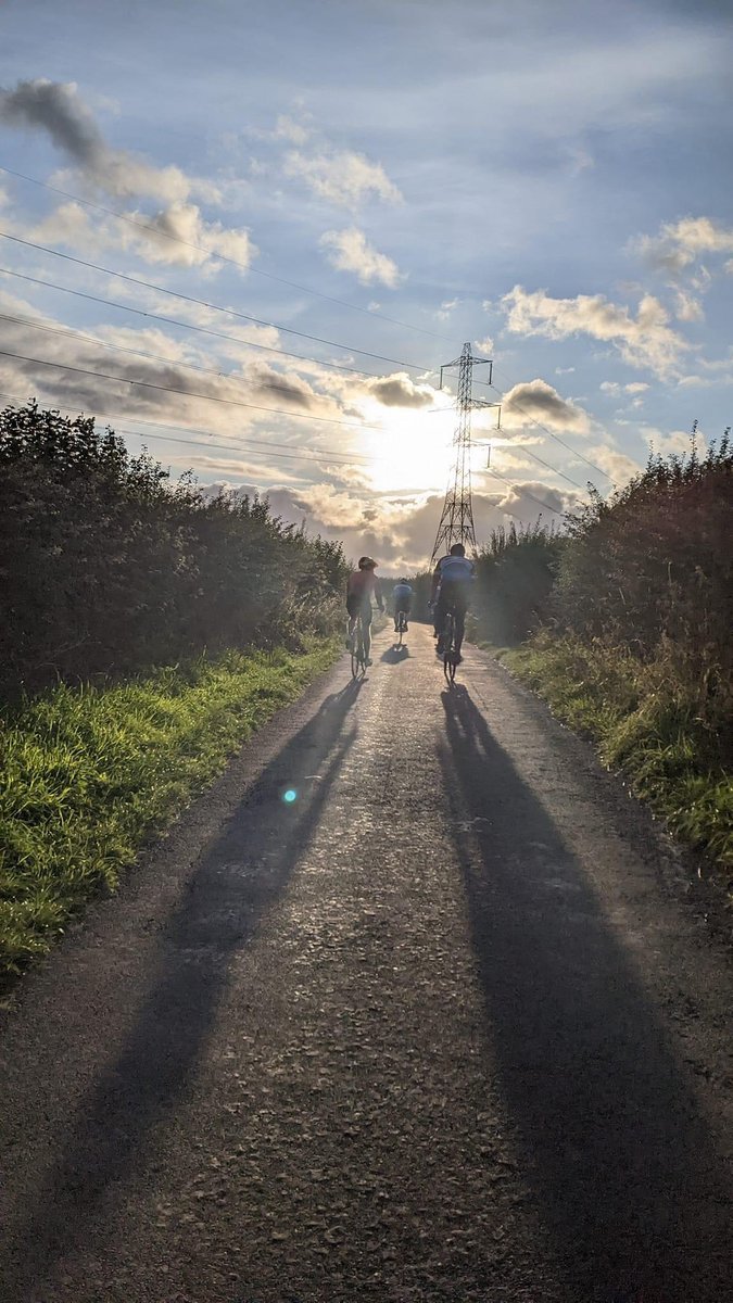 RVCRC Wednesday Social Rides are now coming to a close. We look to start our Zwift sessions once the clocks have gone back. For further details see ribblevalleycrc.org.uk/club-calendar/