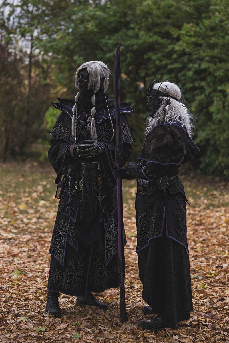 Xx_Abyss_xX's tweet photo. 🕸 𝕍𝕒𝕝'𝕊𝕙𝕒𝕣𝕖𝕤𝕤 &amp; 𝕍𝕒𝕝'𝕊𝕙𝕒𝕣𝕦𝕜 🕸

🕷️ Group @QuellarArrduis and Vâz'antar is my Drow Larp character since 2016.

📷 Photo by @/mschwott
🎨 editing by @/mschwott and me
👤 Chez'ahe Arrd'uis by @x_Brokkoli_x 

#DrowLarp #QuellarArrduis #dungeonsanddragons #dnd #Drow https://t.co/7myzCEKIi1