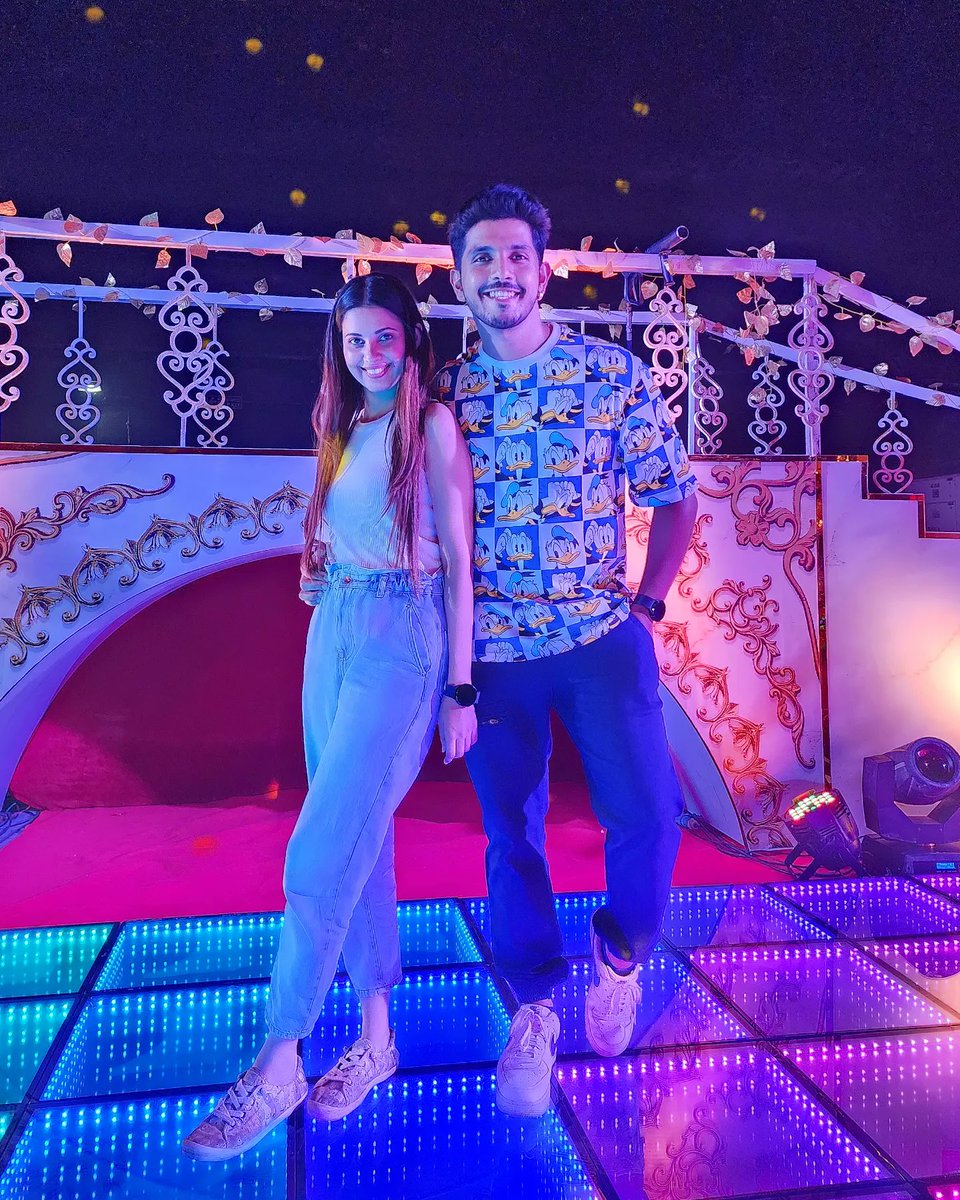 kanwardhillon_'s tweet photo. Live in the sunshine,swim the sea,drink the wild air..Explore life to the fullest! ❤️‍🔥❤️‍🔥

#ShiVi #KDice #KDians #KanwarDhillon #AliceKaushik #ShivaPandya #PhotoOfTheDay https://t.co/aV0LG3bKBB