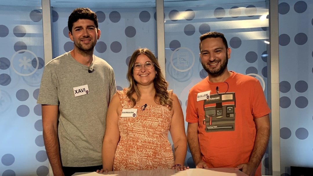 JoEnSeMesIB3's tweet photo. 🙌🏻 És dilluns i això vol dir que torna #JoEnSéMésIB3 🔛

Vos esperam cada dia a les 21:30 h. a @IB3 amb en @davidordinas i aquests 3️⃣ equips ⤵️

👉🏻 #CanRamon
👉🏻 #QuinsTres
👉🏻 #BadIntentions https://t.co/1debCZNfRA