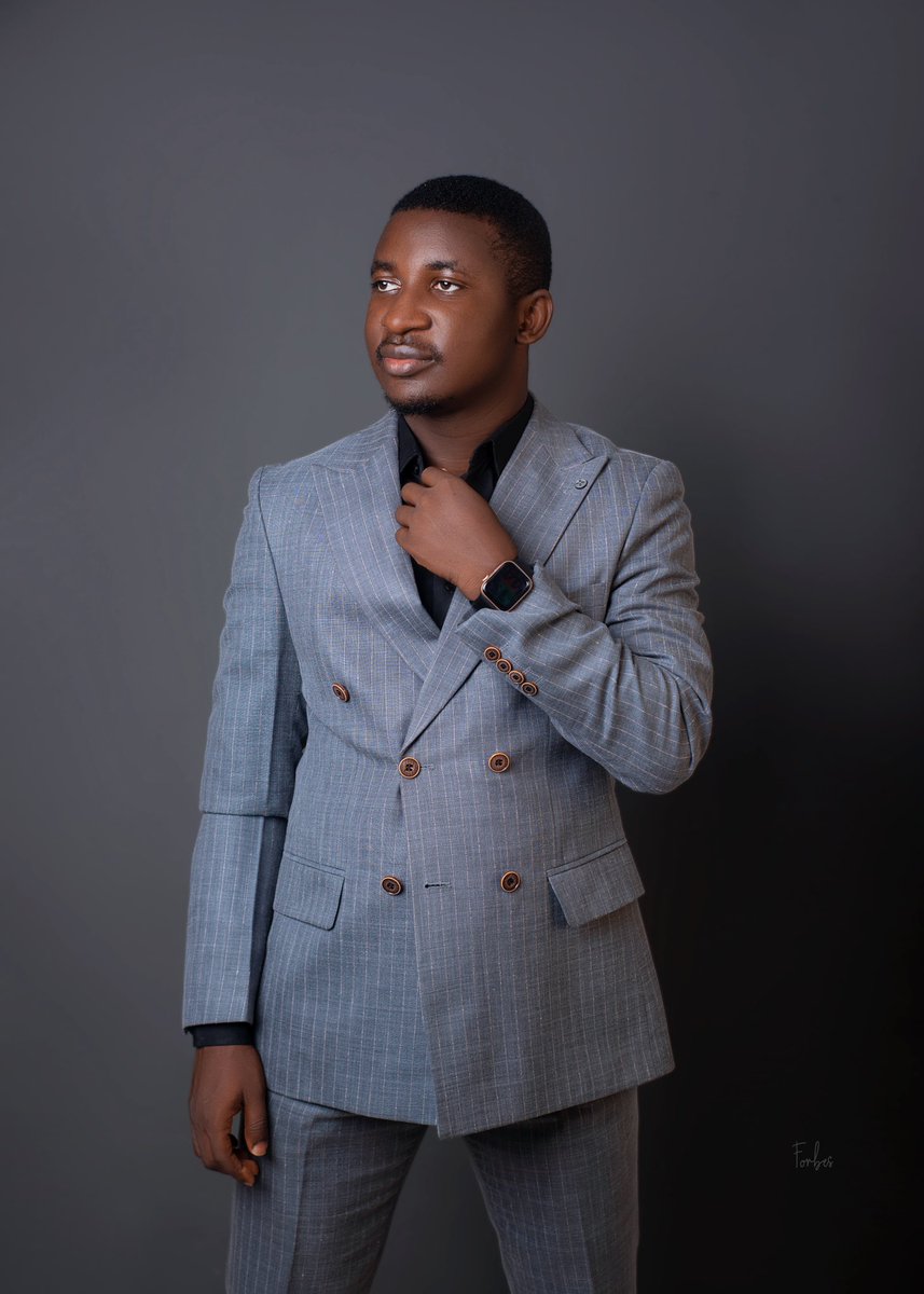 Theoladeledada's tweet image. 3 Decades of God’s faithfulness. Happy birthday to me