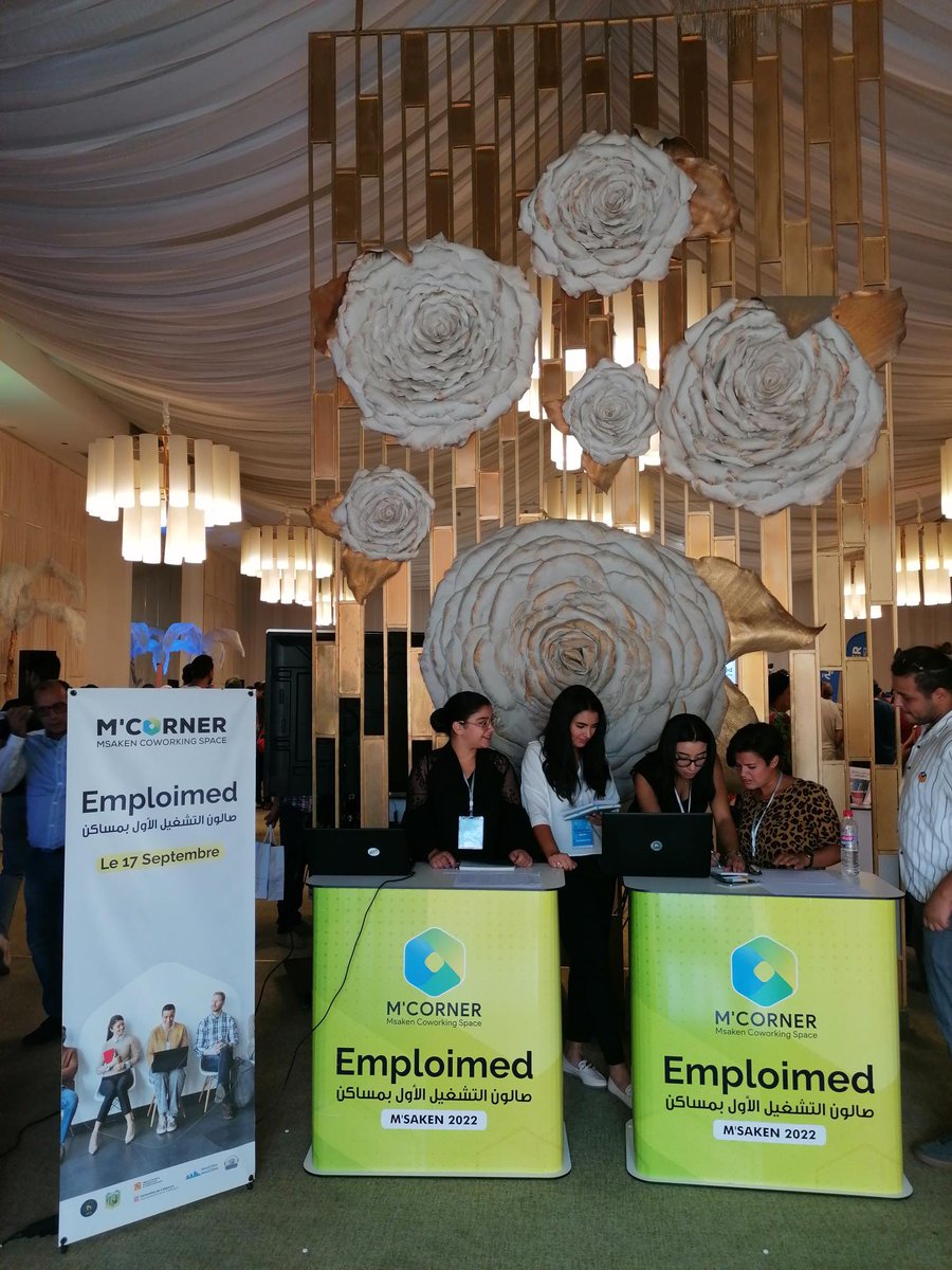 MedCities's tweet photo. (2) #EmploiMed a reuni des personnalités publiques pour découvrir l’initiative de la municipalité de #MSaken afin de renforcer l’employabilité et développer l’écosystème régional. C'était l’occasion pour les entreprises locales de se rapprocher des jeunes diplômés de la région. https://t.co/3qAWydNGtQ